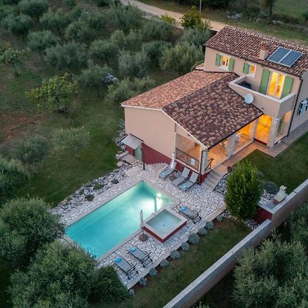Villa Nona Marija Sveti Lovreč Pazenatički Esterno foto