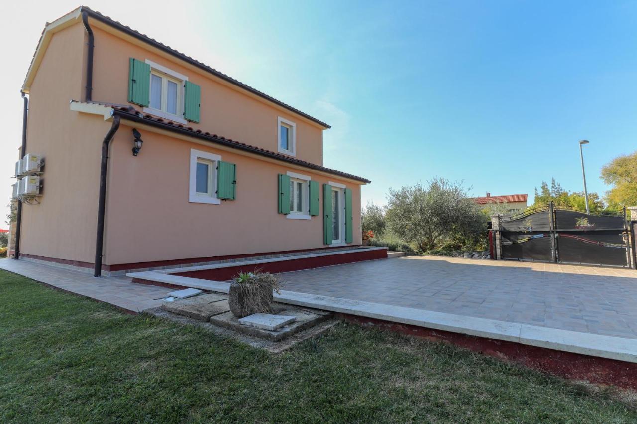 Villa Nona Marija Sveti Lovreč Pazenatički Esterno foto